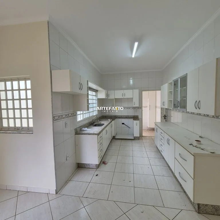 Foto do imóvel Casa com 3 dormitórios no bairro José de Carlos em Rua Antônio García de Freitas