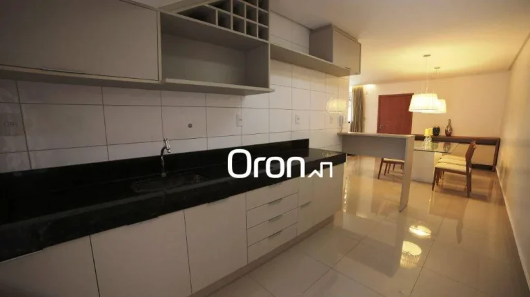 Imagem Sobrado com 3 dormitórios à venda, 161 m² por R$ 781.000,00 - Sítios Santa Luzia - Aparecida de Goiânia/GO