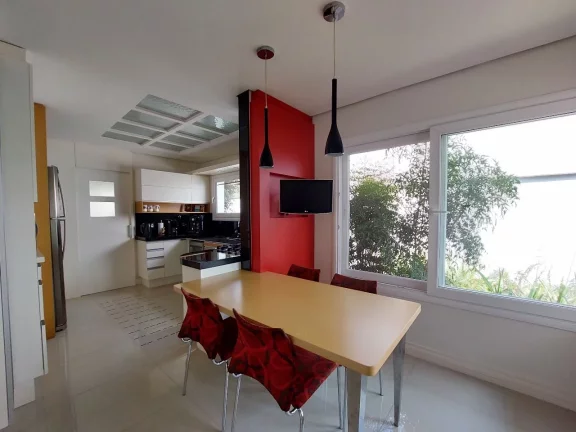 Imagem Casa 4 quartos sendo 1 suíte para venda no bairro Interlagos em Caxias do Sul