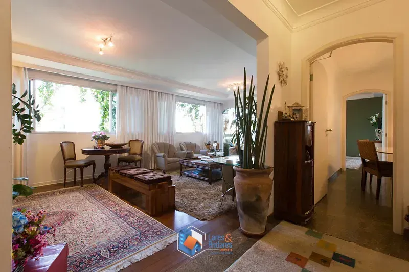 Imagem Apartamento para venda em Campo Belo com 4 quartos, sendo 3 suítes, 235m²