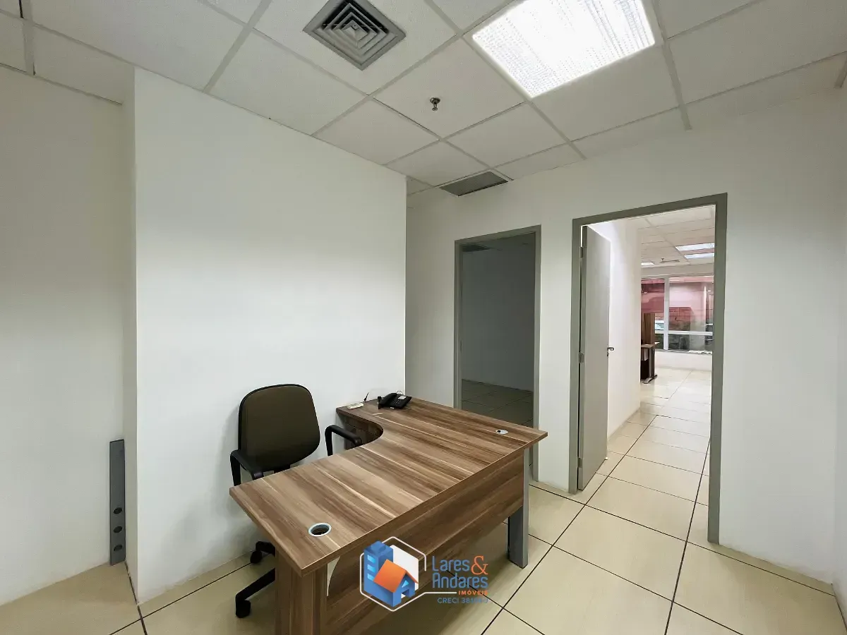 Imagem Conjunto comercial para venda em Mirandópolis, 75m²