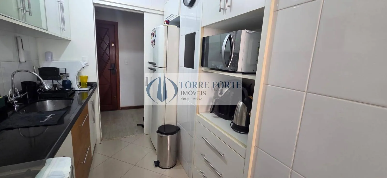Imagem Ótimo apartamento, 3 dormitórios sendo 1 suíte 2 banheiros 2 vagas garagem