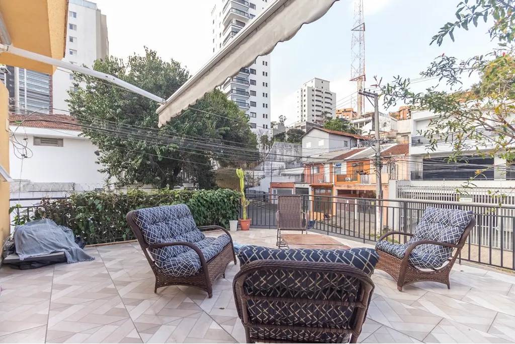 Imagem Casa à venda em São Paulo, Alto de Pinheiros, com 3 quartos, 145m2