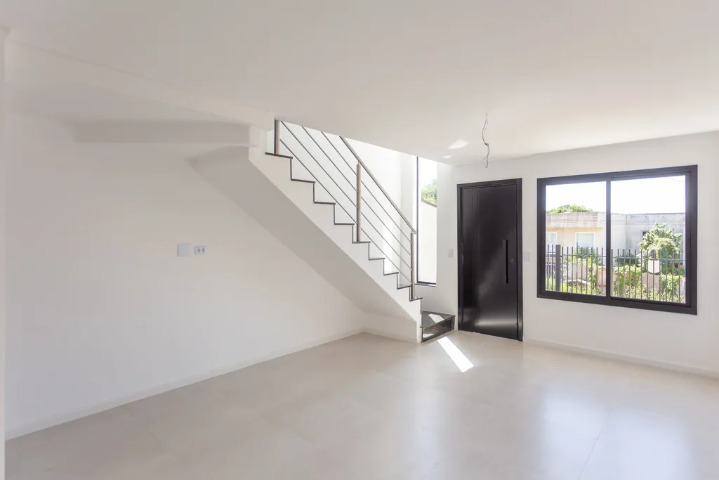 Imagem Casa em Condomínio de Luxo no Atuba, Curitiba-PR: 3 Quartos, 1 Suíte, 3 Banheiros, 2 Vagas, 103,56m² de Pura Elegância!