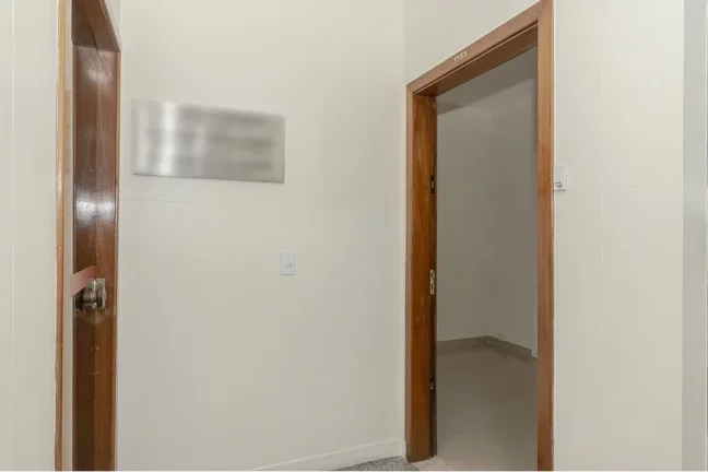 Imagem Sala para venda no bairro Centro Histórico em Porto Alegre