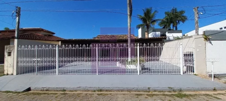 Imagem Casa bem localizada.Enseada!