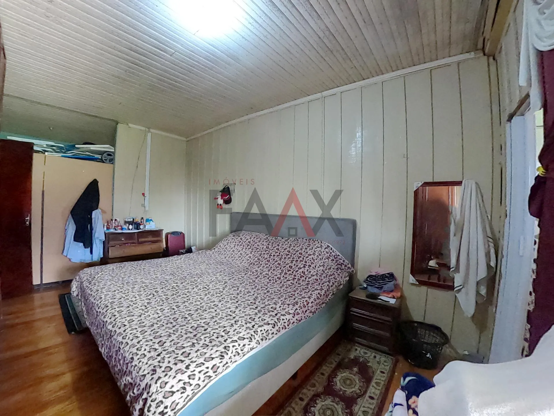 Imagem Casa com 3 salas comerciais à venda, Próximo a Paróquia Santana, SANTANA, GUARAPUAVA - PR