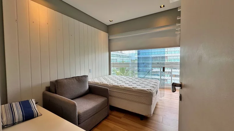 Imagem Apartamento com 3 dormitórios à venda, 86 m por R$ 2.650.000,00 - Riviera