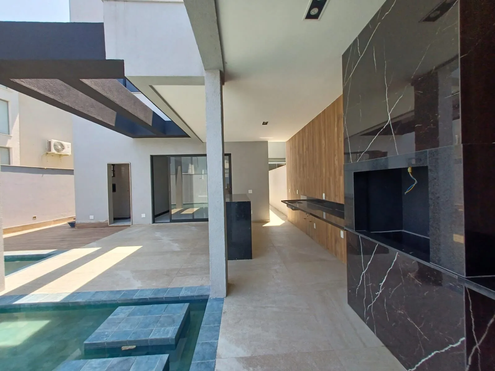 Imagem Casa à venda no bairro Recreio dos Bandeirantes em Rio de Janeiro/RJ