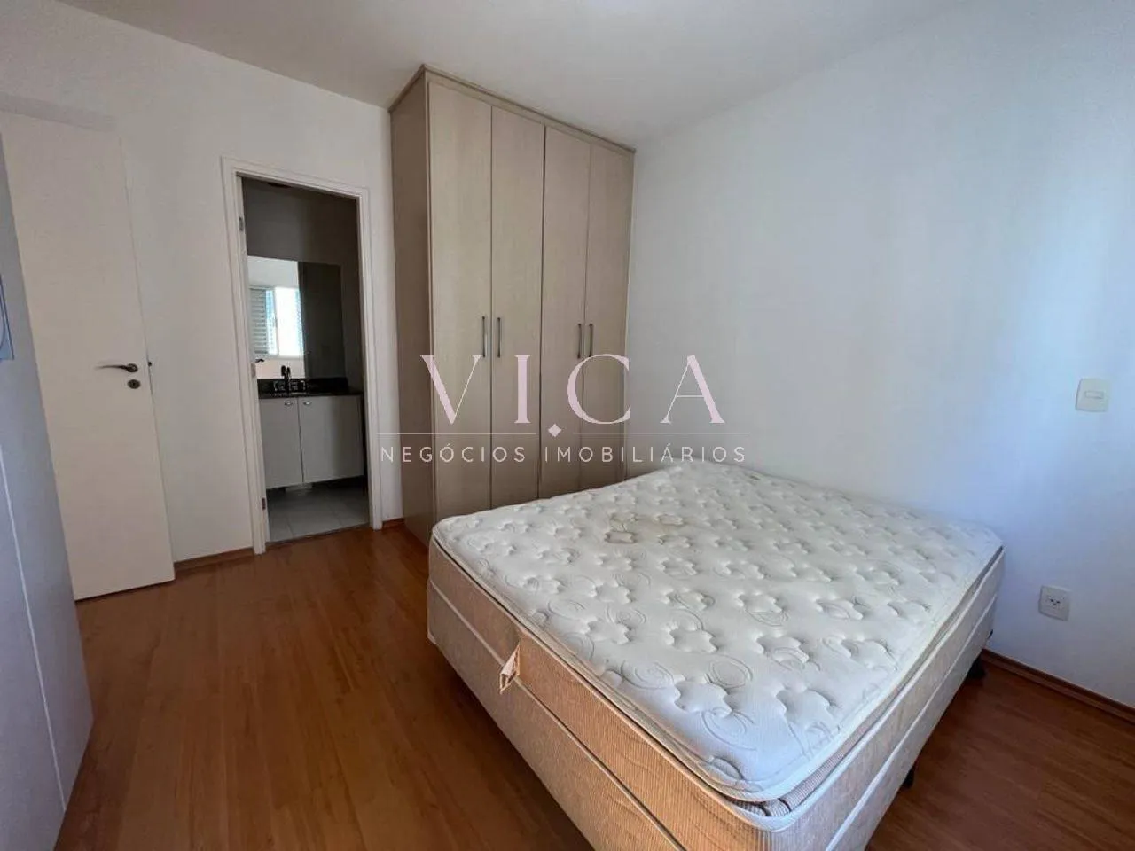 Imagem Apartamento Mobiliado de 2 dormitórios para alugar, 68 m² - Alphaville SP