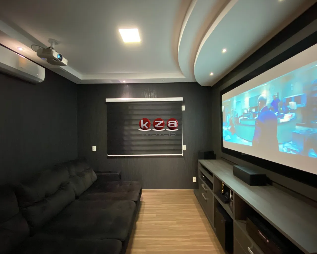 Imagem Casa de Alto Padrão com 3 Suítes, Espaço Gourmet e Piscina Aquecida no Portal do Jequitibá ? Valinhos