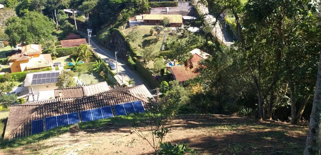 Imagem Casa em Condomínio para Venda em Petrópolis / RJ no bairro Itaipava