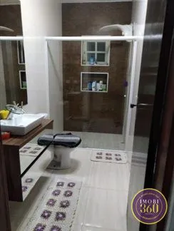 Imagem Sobrado de 4 dormitórios à venda no Jardim Aeroporto III - Mogi das Cruzes