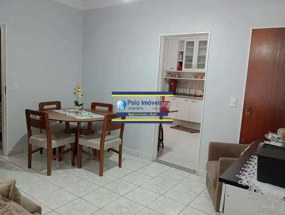 Imagem Apartamento 93 metros, R$ 340.000 espaçoso com 3 quartos sendo 1 suíte, 2 vagas e no bairro Jardim Irajá, em Ribeirão Preto.