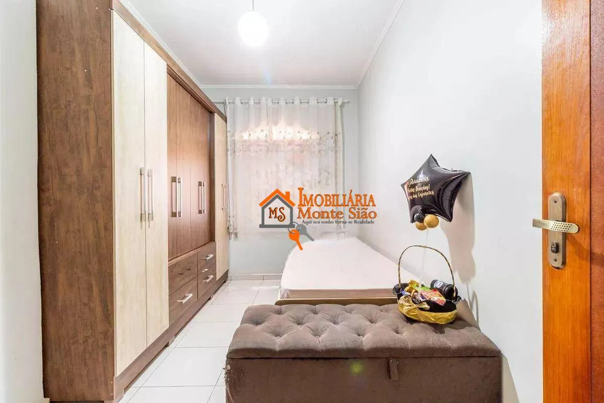 Imagem Casa com 3 dormitórios à venda, 130 m² por R$ 690.000,00 - Jardim Rosa de Franca - Guarulhos/SP