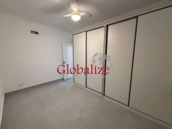 Imagem Apartamento à venda com 70m², 2 quartos, cozinha americana, 1 vaga por R$430.000 no Gonzaga em Santos