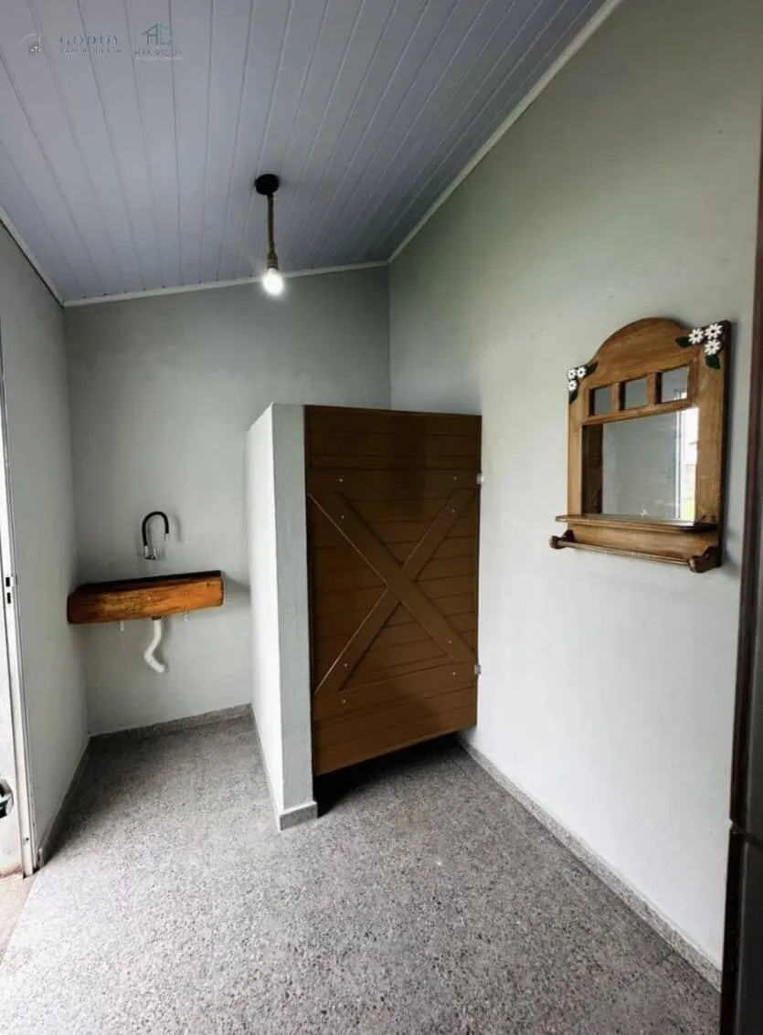 Imagem Chácara com Rancho Completo e Duas Piscinas - Vista para a Mantiqueira