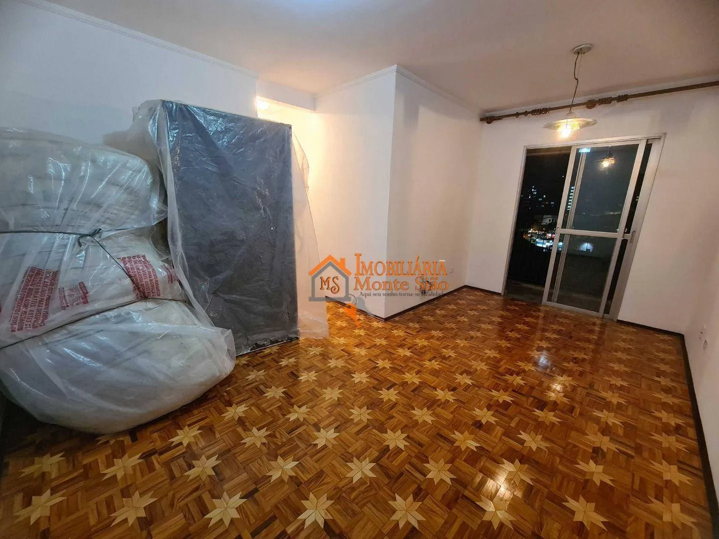 Imagem Apartamento com 2 dormitórios à venda, 67 m² por R$ 382.000,00 - Centro - Guarulhos/SP
