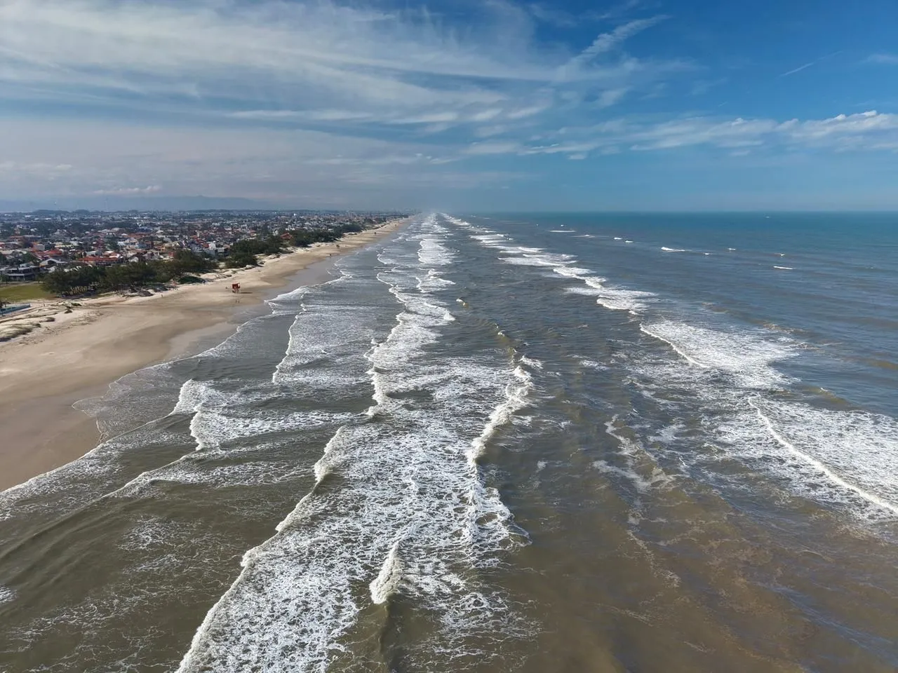 Imagem ️ CASA NASCER - Xangri-Lá. Apenas 80 metros do mar!