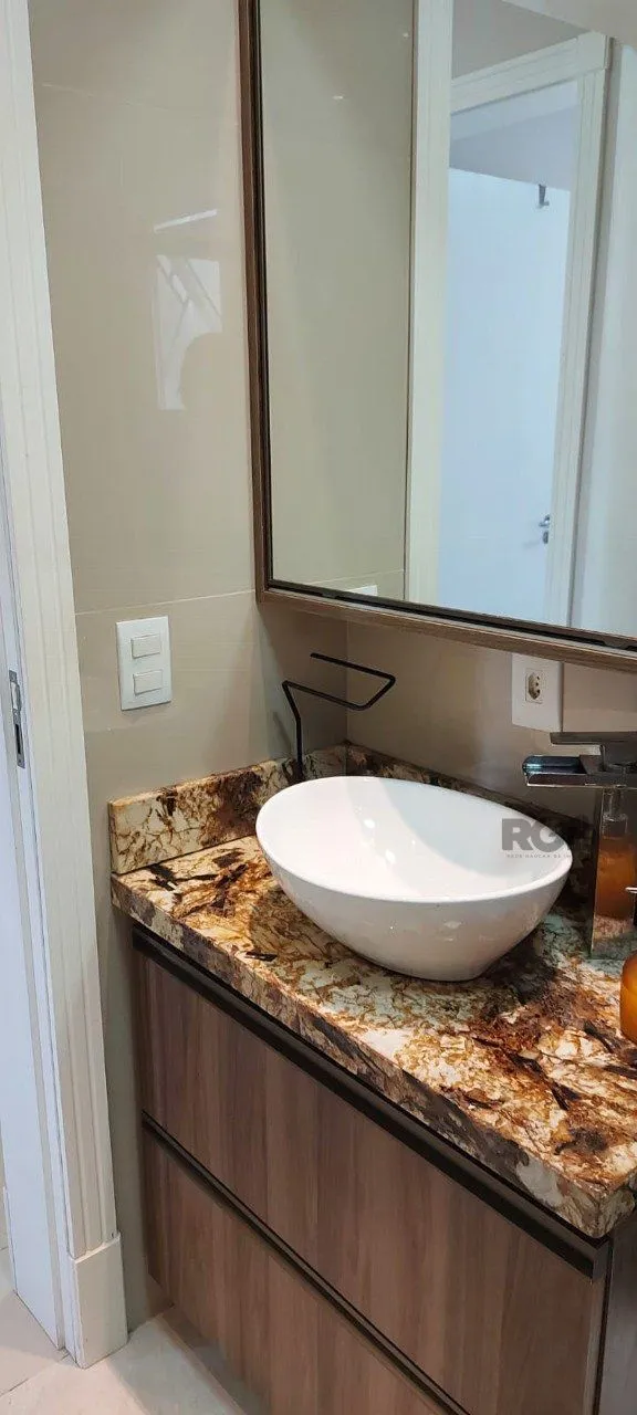 Imagem Casa com 2 dormitórios, sendo 1 suíte no bairro Florida em Guaíba