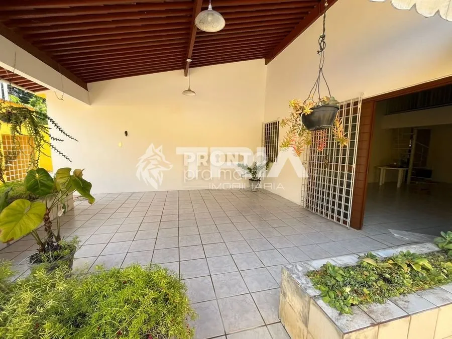 Imagem Casa de 4 quartos, 210m² no bairro Maria Farinha, em Paulista