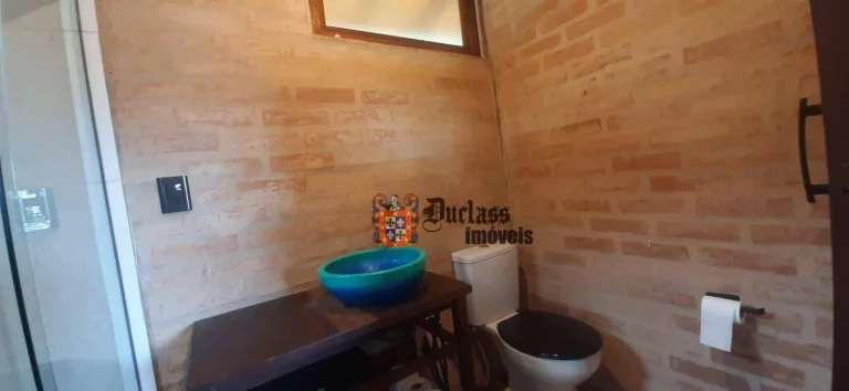 Imagem Chácara com 4 dormitórios à venda, 1500 m² por R$ 650.000,00 - Bom Jardim - Camanducaia/MG