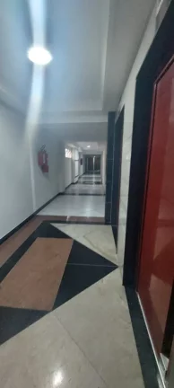 Imagem VENDO UMA LINDA COBERTURACOM 4 QUARTOS 2 SUÍTES DE FRENTE PARA A PRAIA.