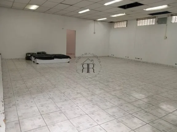 Imagem Salão Comercial à Venda - Vila Ema | Rua Uhland
Localização Estratégica, Estrutura Versátil e ...