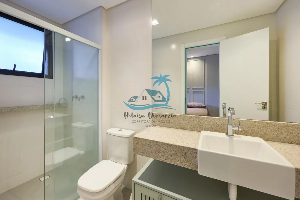 Imagem Apartamento de alto padrão à venda a 70m do mar na Praia da Enseada em Ubatuba