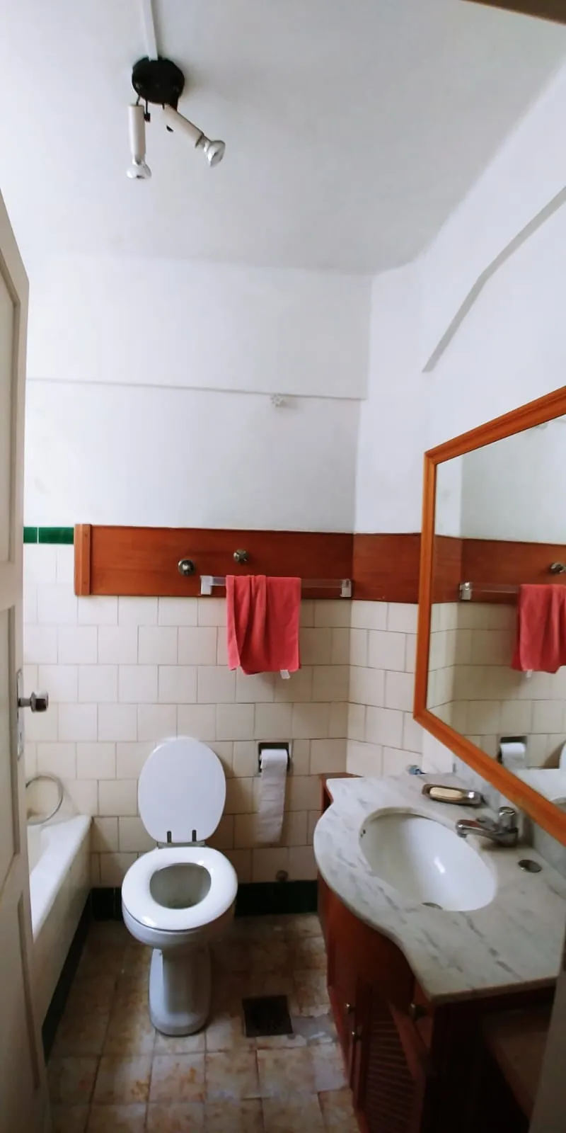 Imagem Sala comercial para venda no bairro Centro Histórico em Porto Alegre