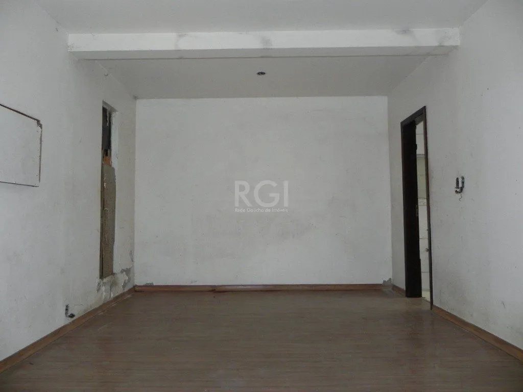 Imagem Casa para Venda - 110m², 4 dormitórios, sendo 1 suites, 4 vagas - Jardim Itu