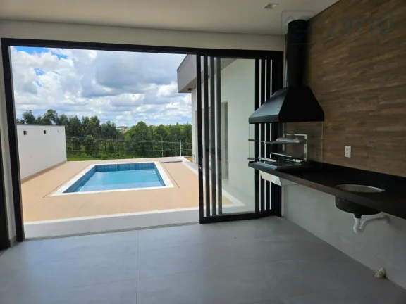 Imagem Imperdível! Sobrado de alto padrão em condomínio luxuoso no Ibi Aram 2, com 3 suítes, 4 vagas e 195m². Confira já!