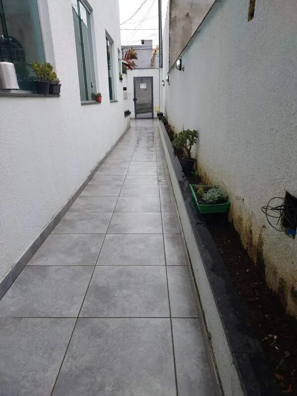 Imagem TORRE ÚNICA+ELEVADOR+VAGA DE GARAGEM+APARTAMENTO AMPLO+ÁREA PRIVATIVA+NÃO ACEITA PET