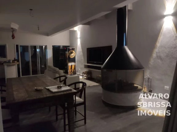 Imagem Excelente casa com 4 suítes no Condomínio Portal de Itu SP com ótima localização