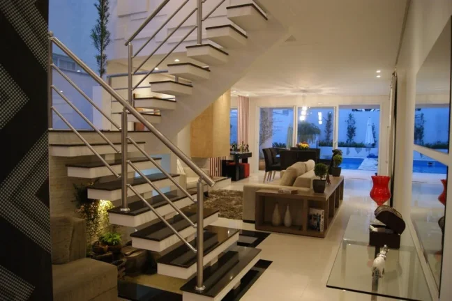 Imagem Casa 3 Suítes, 350m² Condomínio Mont Blanc- Sorocaba/SP