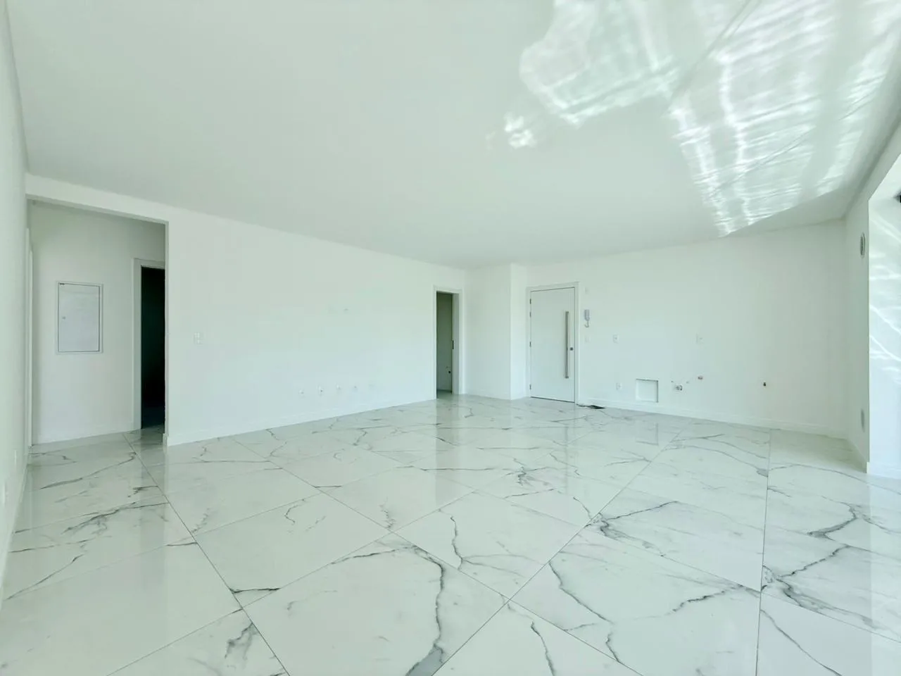 Imagem Apartamento à venda com 130.52m2 por R$ 1.900.000,00
