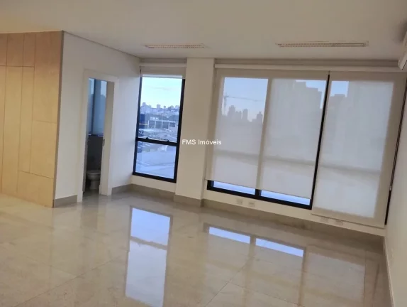Imagem Prédio comercial com 3.185m2 na Barra Funda.