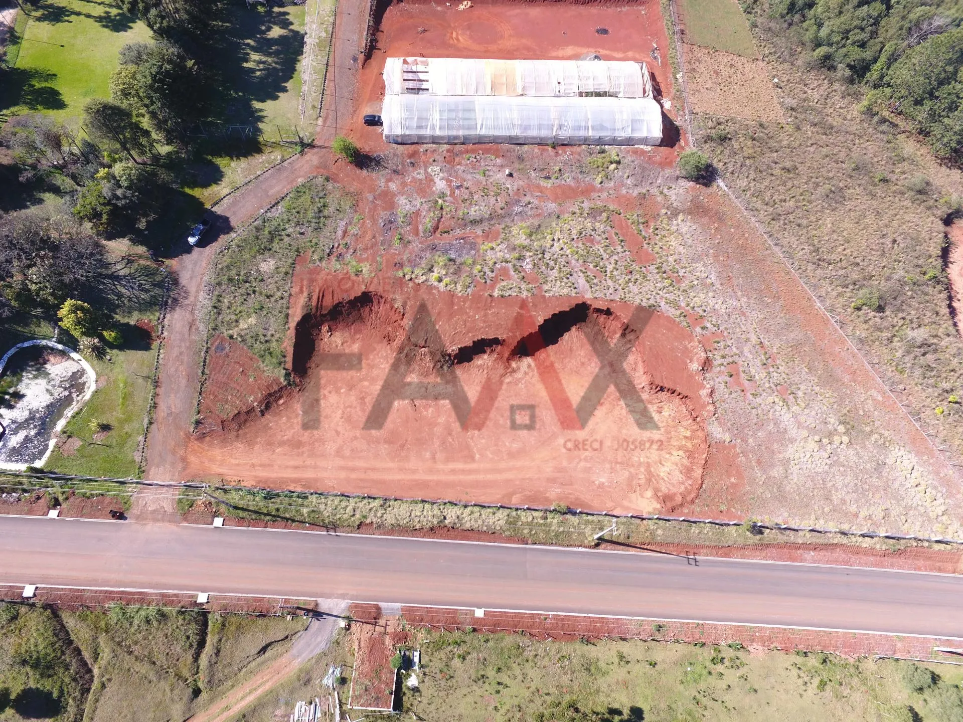 Imagem Terreno Comercial na entrada do Bairru das Cerejeiras