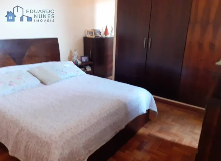 Foto do imóvel: CASA COM 04 QUARTOS, 03 VAGAS, RUA PLANA NA SERRA