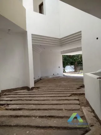 Imagem MORUMBI SOBRADO ALTO PADRÃO 800 metros, 4 dormitórios, 3 suítes, 4 salas, 8 vagas com ótima localização e valor !!!