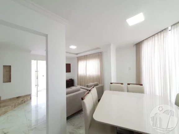 Imagem Espaçoso triplex para morar ou investir Balneário Camboriú
