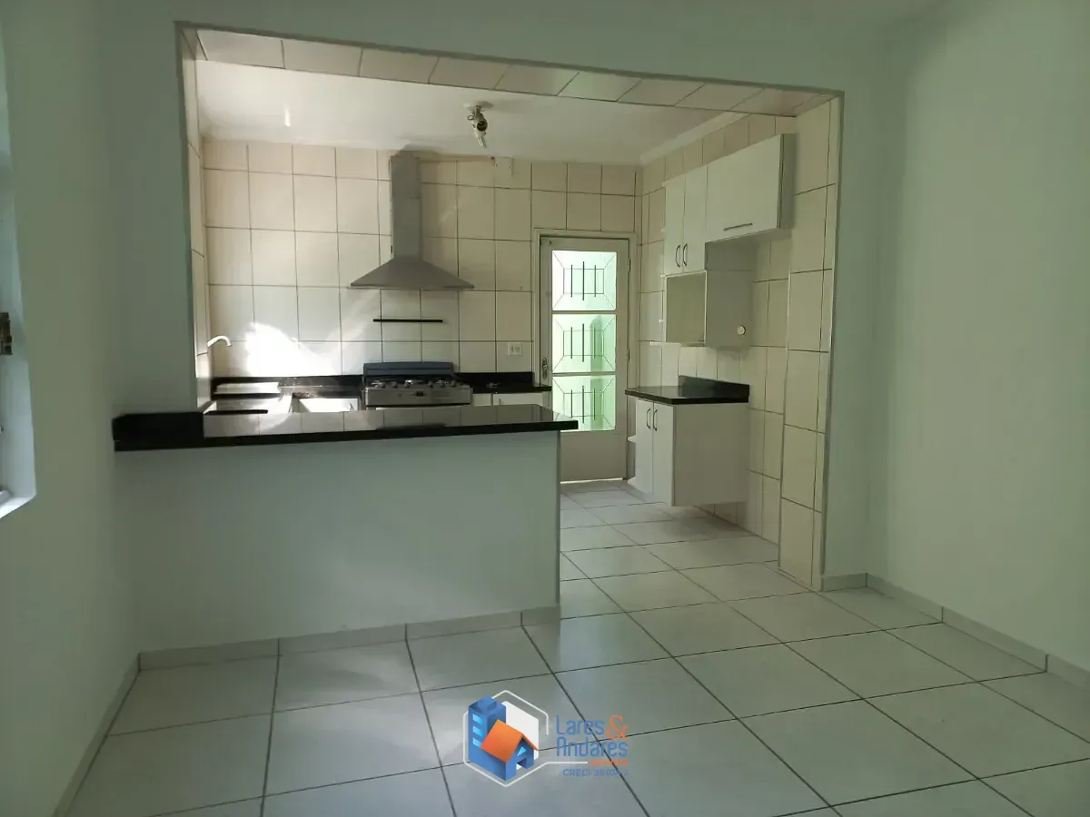 Imagem Sobrado para venda em Jardim Virginia Bianca com 5 quartos, 250m²
