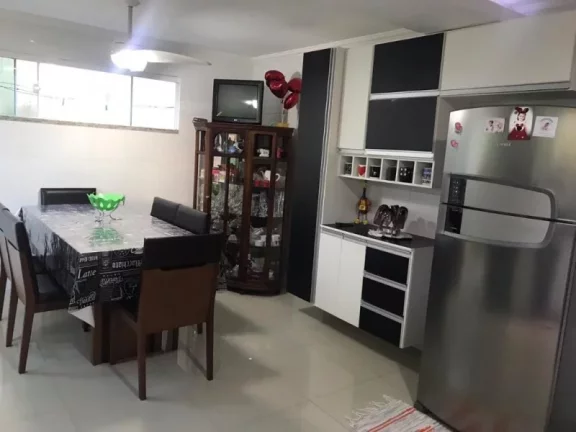 Imagem CASA COM 4 DORMITÓRIOS À VENDA, 390 M² POR R$ 1.600.000,00 - GLÓRIA - MACAÉ/RJ