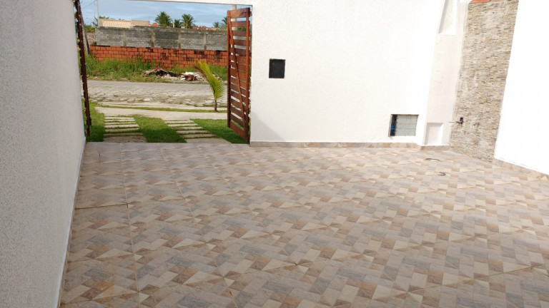 Imagem Casa com 2 Quartos à Venda, 90 m² em ITAMHAEM - Itanhaém