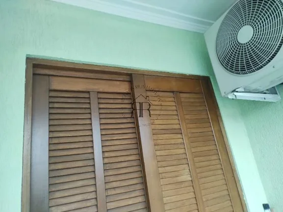 Imagem Sobrado com 2 Quartos e 3 banheiros à Venda, 165 m² por R$ 580.000
Possui 02 dormitórios, sendo 0...