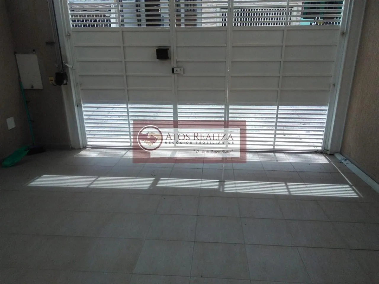 Imagem Sobrado à Venda no Jardim Santa Cruz, SP, 2 Suítes, 70m²