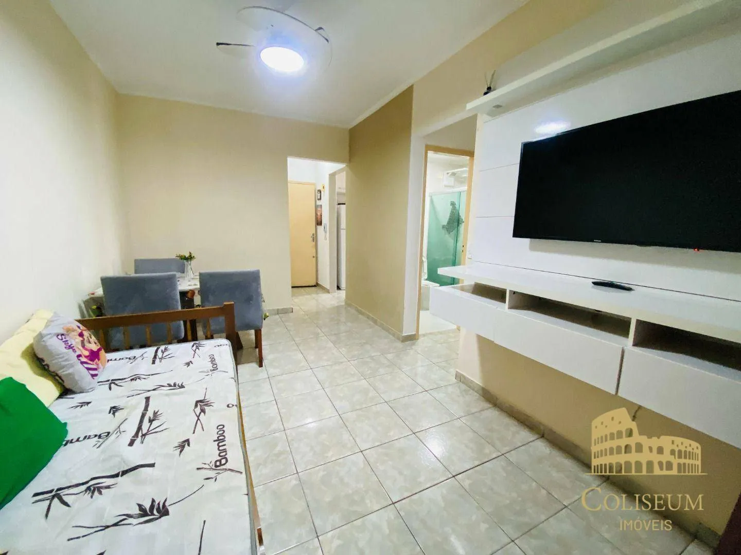 Imagem Apartamento com 1 dormitório à venda, 54 m² por R$ 335.000,00 - Ocian - Praia Grande/SP
