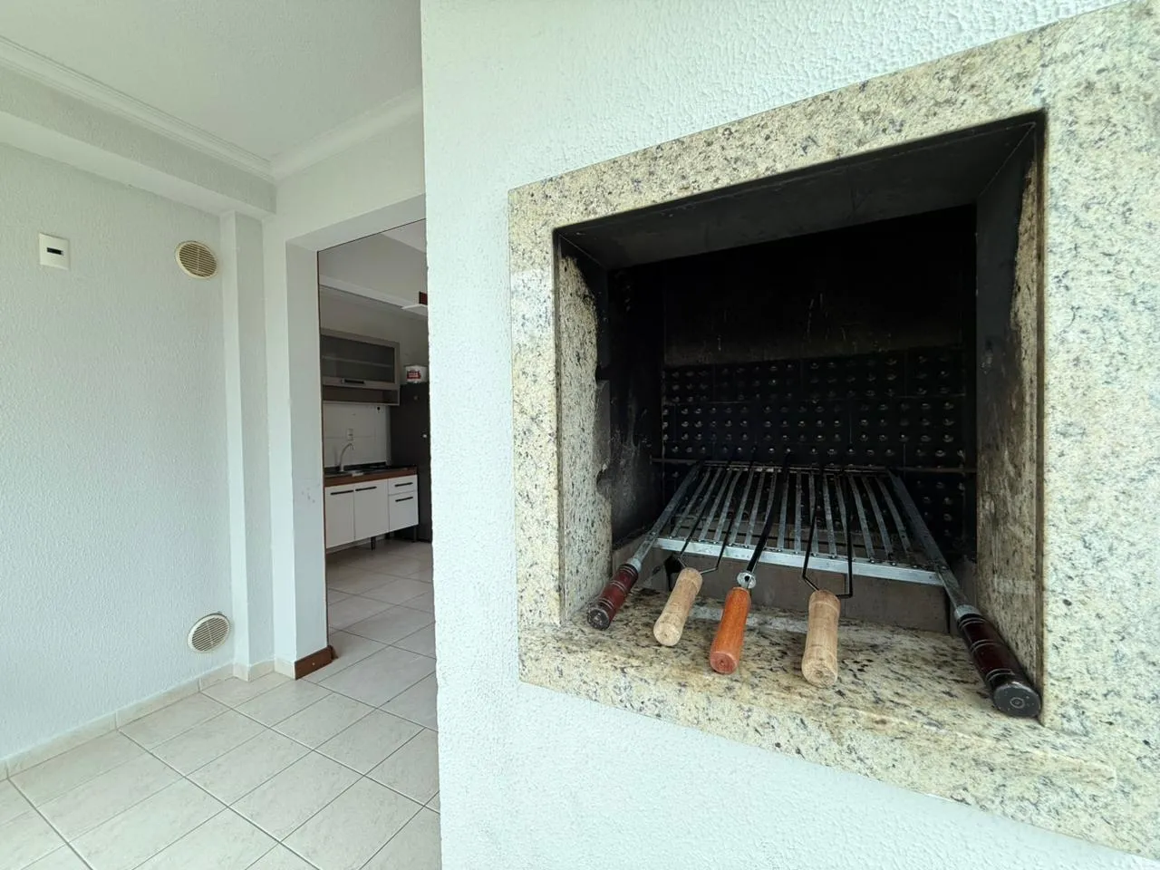 Imagem Apartamento à venda com 100m2 por R$ 827.000,00