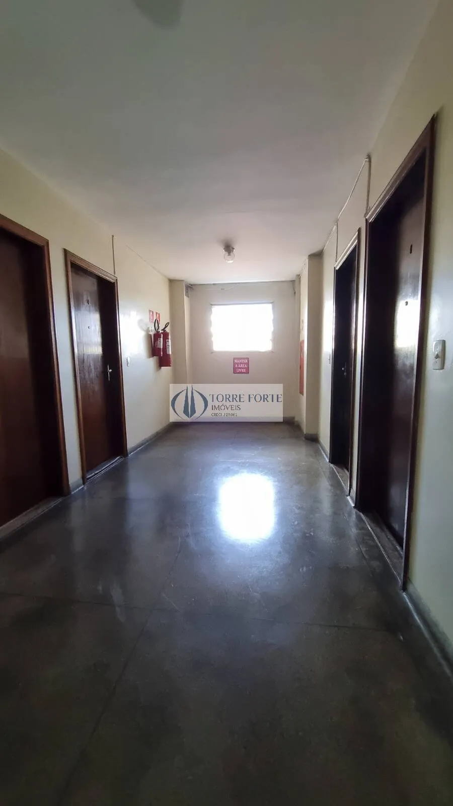 Imagem Apartamento com 2 dormitorios 1 vaga na Vila Carmosina.