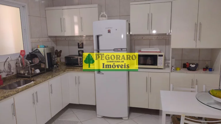 Imagem SOBRADO COM KITNETS PARA VENDA E LOCAÇÃO DEFINITIVA